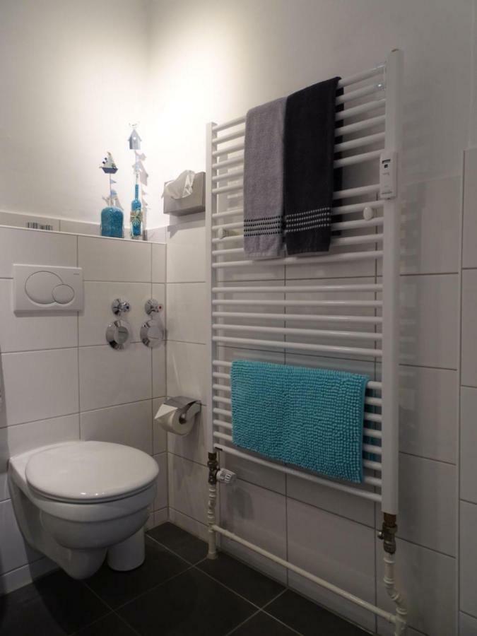 Ferienwohnung Moewe Бремерхавен Екстериор снимка
